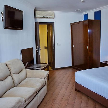 Central Hotel Tana Antananarivo Exterior photo