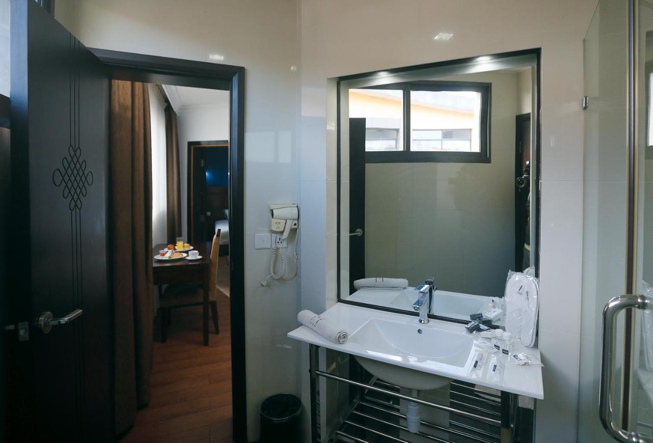 Central Hotel Tana Antananarivo Exterior photo
