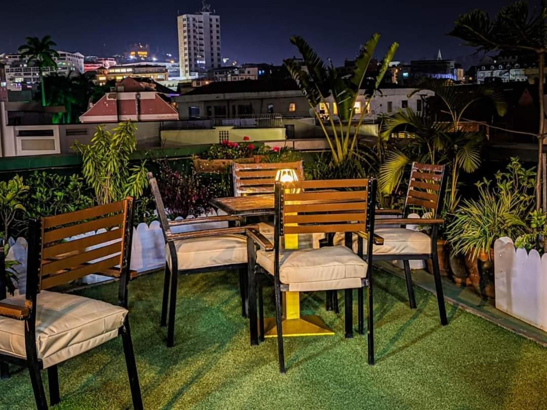 Central Hotel Tana Antananarivo Exterior photo